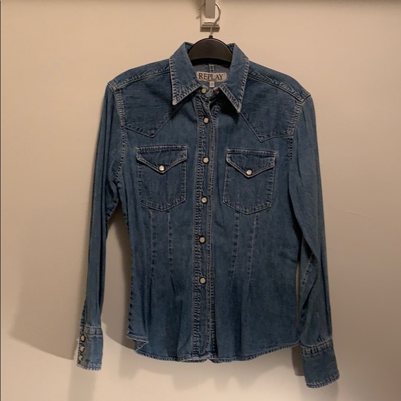 Replay Acid Washed Denim Shirt.  FALL FABULOUS! - Picture 3 of 10